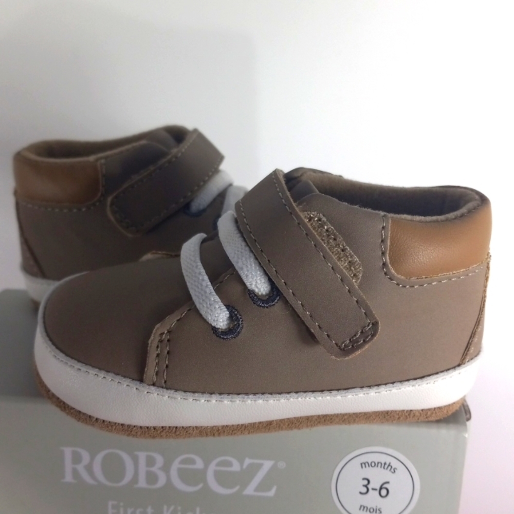 ROBEEZ TAN BOYS KICK SHOES